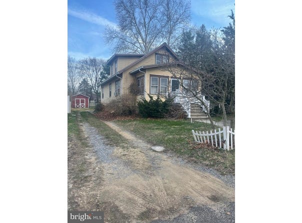 126 THOMAS AVE, MAPLE SHADE, NJ 08052