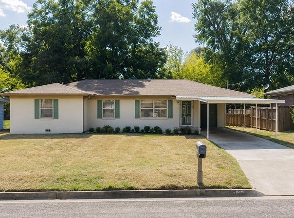 1215 Centenary Dr, Longview, TX 75604-0003