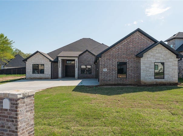 9114 Astoria Trail, Fort Smith, AR 72916