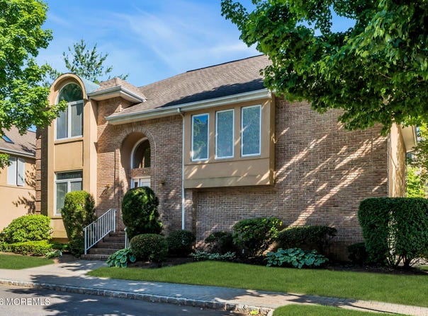 166 La Quinta Court, Holmdel, NJ 07733