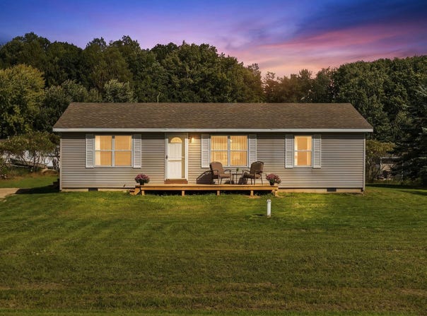 2065 S Sara Drive, Lake City, MI 49651