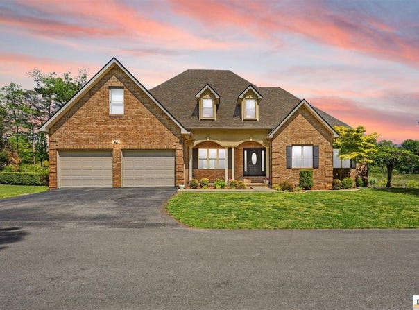 223 Lakeview Drive, Jamestown, KY 42629