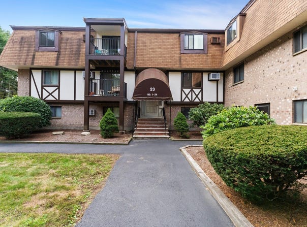 23 Erick Rd, Mansfield, MA 02048