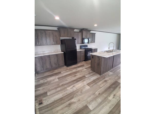 570 E Palmer St, Gilman, WI 54433