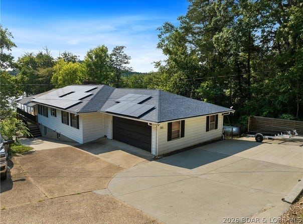 153 West Lake, Camdenton, MO 65020