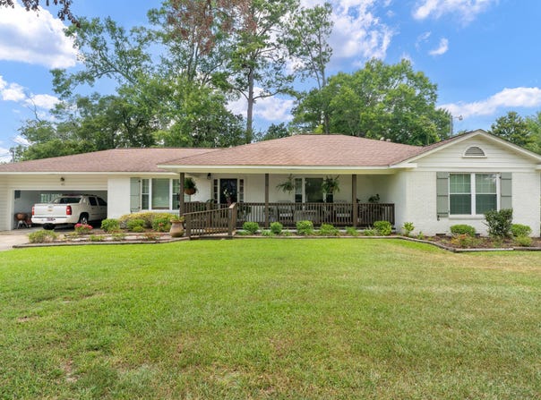 603 S 1st, Collins, MS 39428