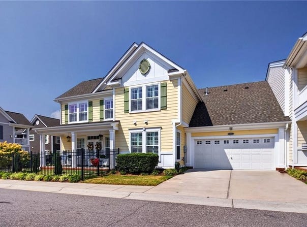 211 Cobblestone Reach, Suffolk, VA 23435