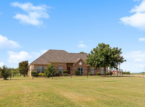 126 FORD ROAD, Holliday, TX 76366