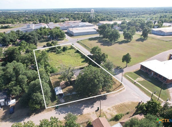403 S Nolan, Cameron, TX 76520