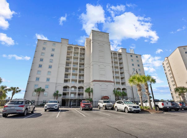 2151 Bridgeview Ct., North Myrtle Beach, SC 29582