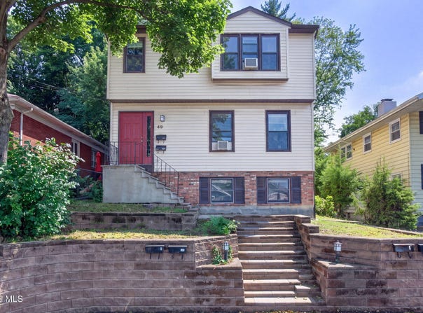 49 Hillcrest Avenue, Albany, NY 12203