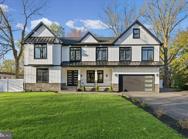 6 ECHO Avenue, MOORESTOWN, NJ 08057