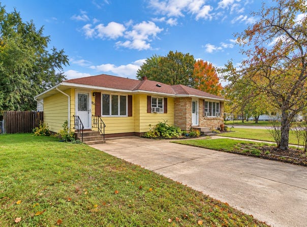 821 3rd Avenue NE, Staples, MN 56479