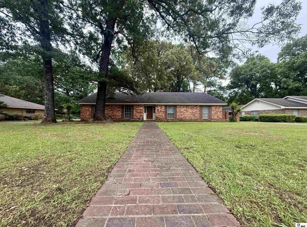 2014 CAPELLA DRIVE, Bastrop, LA 71220