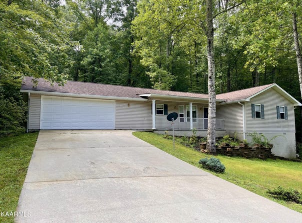 519 Yonside Drive, Sparta, TN 38583