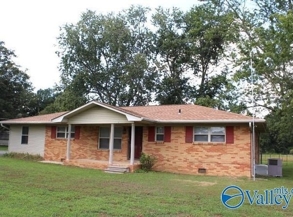 2426 Hulaco Road, Arab, AL 35016