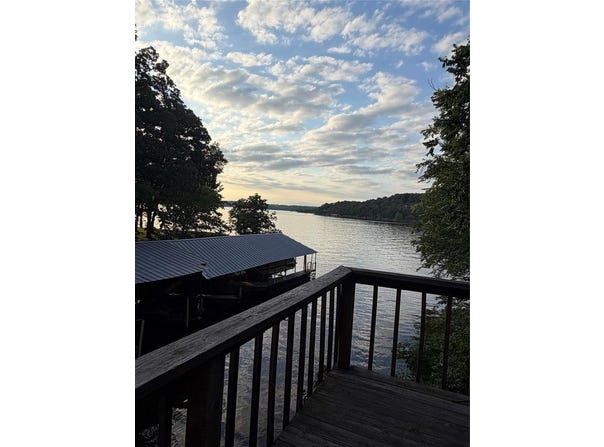 677 Lighthouse Point Road, Eucha, OK 74342