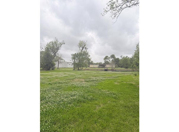 2744 CR 415 C, Brazoria, TX 77422