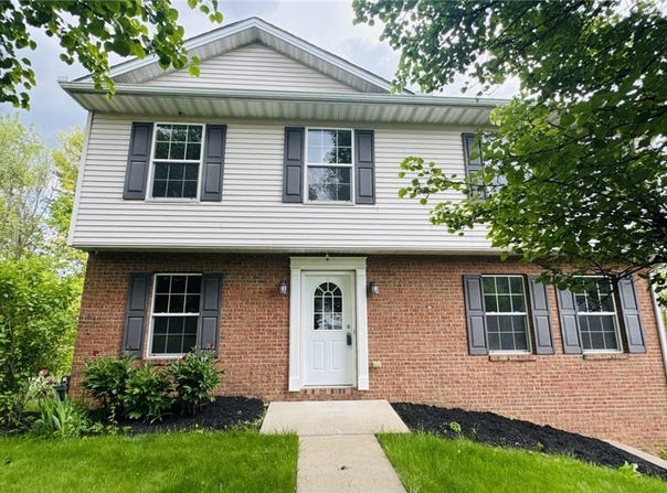 104 Whitetail Dr, Chippewa Twp, PA 15010