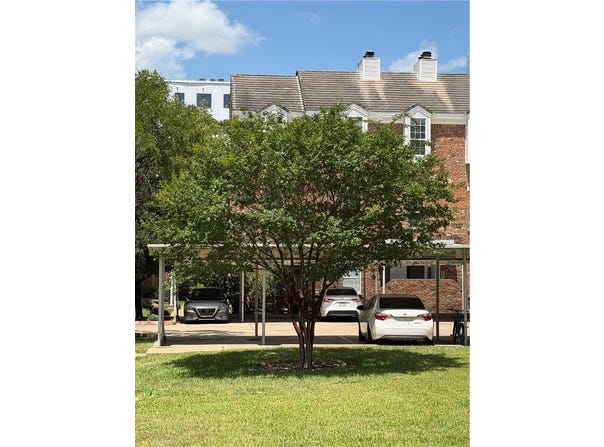 400 Nagle, Bryan, TX 77840
