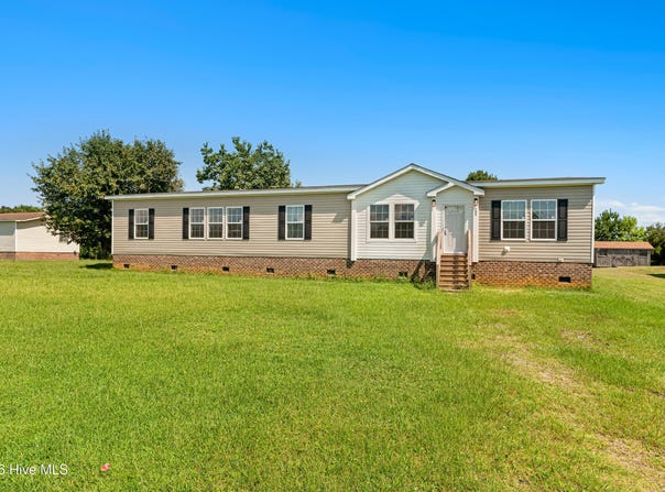 105 Gosling Lane, Beaufort, NC 28516