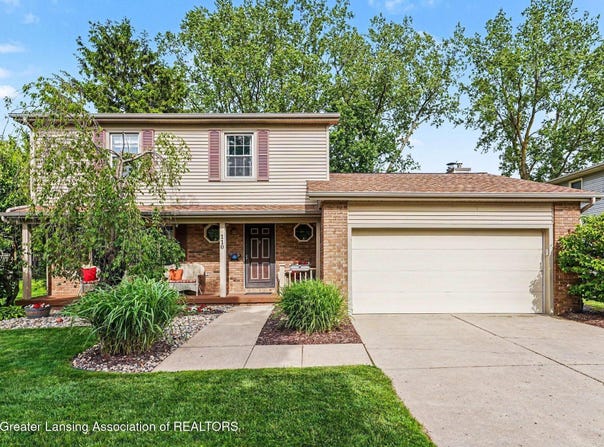 110 Stratford Drive, Mason, MI 48854