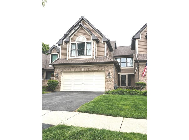 526 Rosebud dr S, Lombard, IL 60148