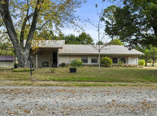 4 Persimmon Ln, Tumbling Shoals, AR 72581