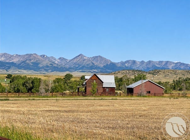 185 Howie Road, Big Timber, MT 59011