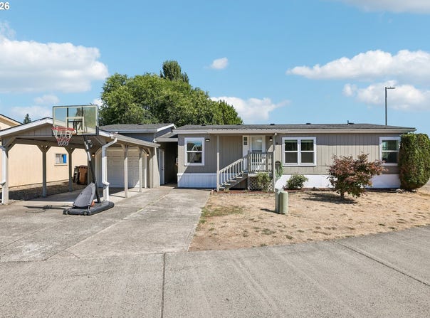 2154 OREGON St, StHelens, OR 97051