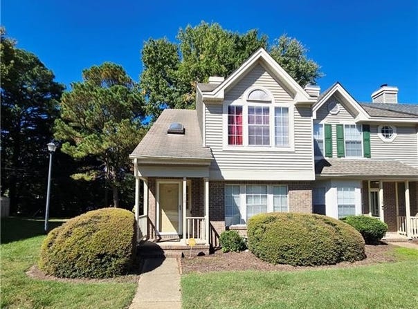 140 Corwin Cir, Hampton, VA 23666