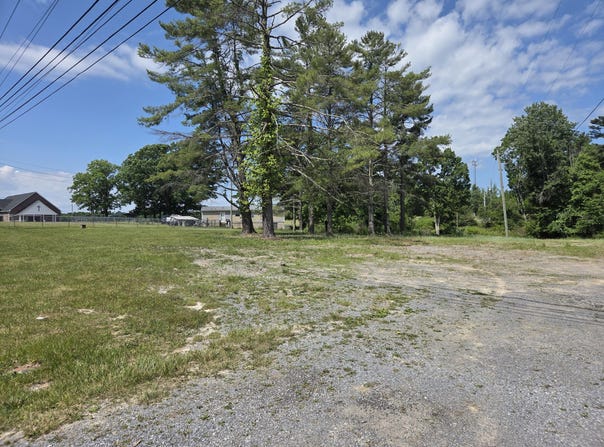 3839 Hinton Rd, Athens, WV 24712