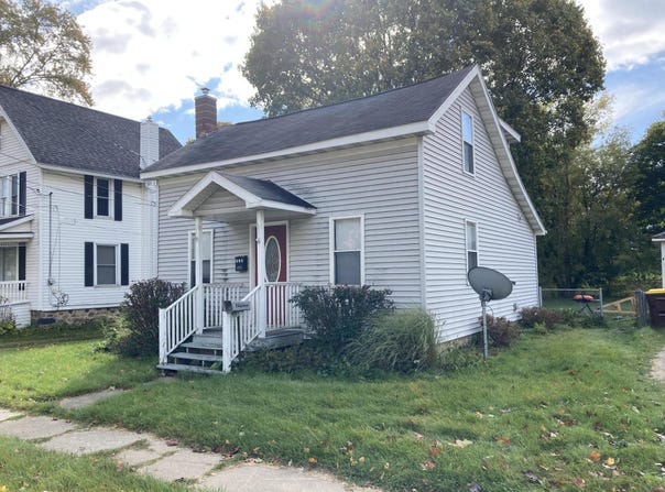 719 W Michigan Avenue, Marshall, MI 49068