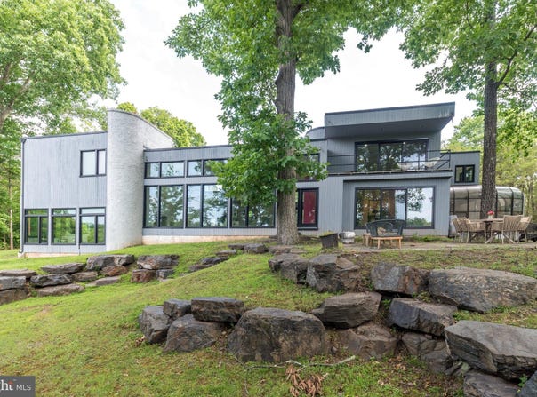 228 MUNICIPAL Road, PIPERSVILLE, PA 18947