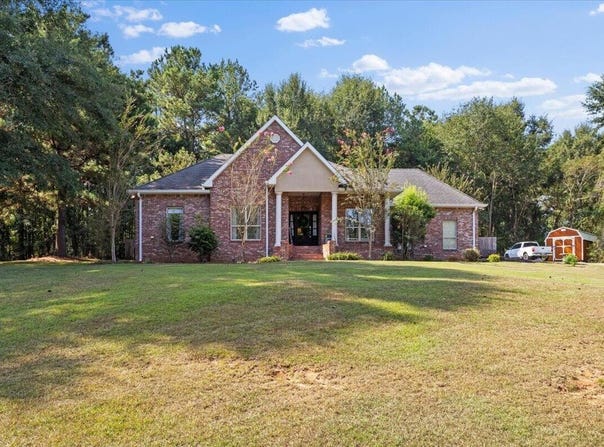 4 Douglas, Ellisville, MS 39437