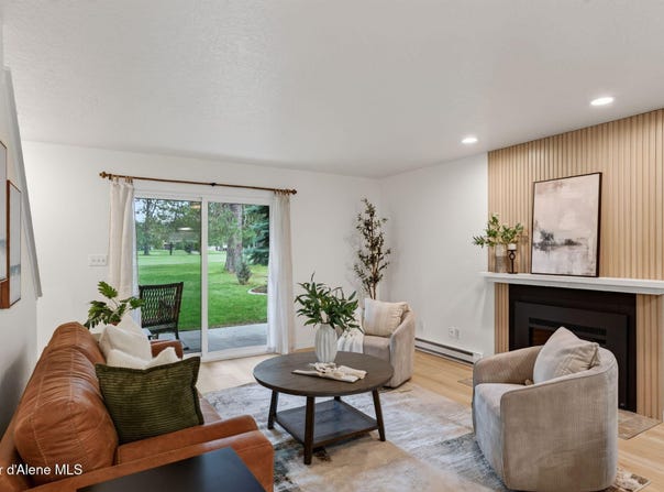 5305 W FAIRWAY Ln, Rathdrum, ID 83858