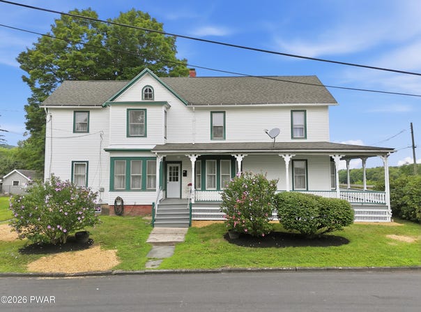 200 Delaware Drive, Matamoras, PA 18336
