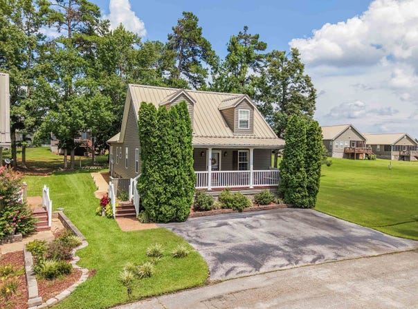 10 JENNIFER JCT Rd, Iuka, MS 38852-0000