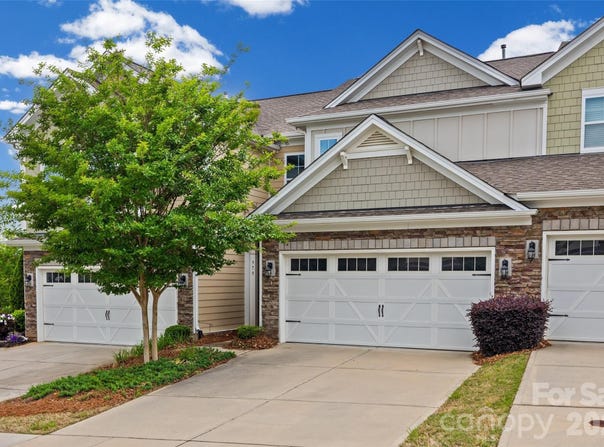 979 Pennington Drive, Lancaster, SC 29720