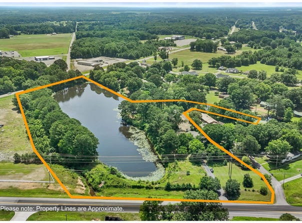 216 E Line Rd, Searcy, AR 72143-6926