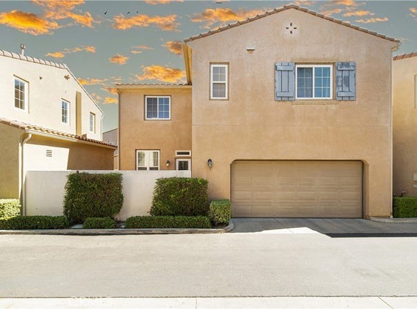 20034 Pienza, Porter Ranch, CA 91326