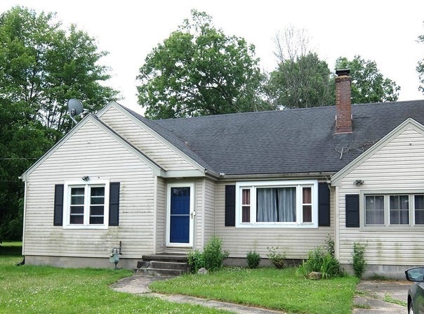 4022 Devon Drive SE, Warren, OH 44484