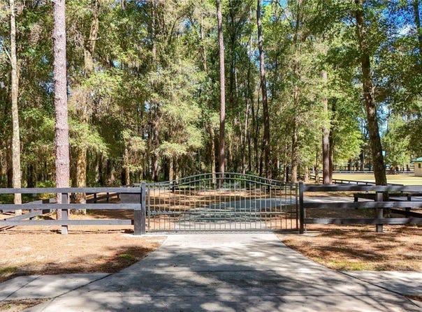 3 Carry Back Road, Ocala, FL 34482
