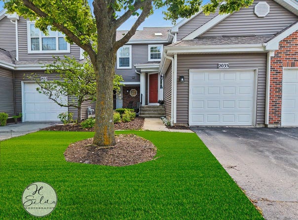 2035 Waverly Lane, Algonquin, IL 60102