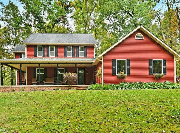 16175 Mock Road, Berlin Center, OH 44401