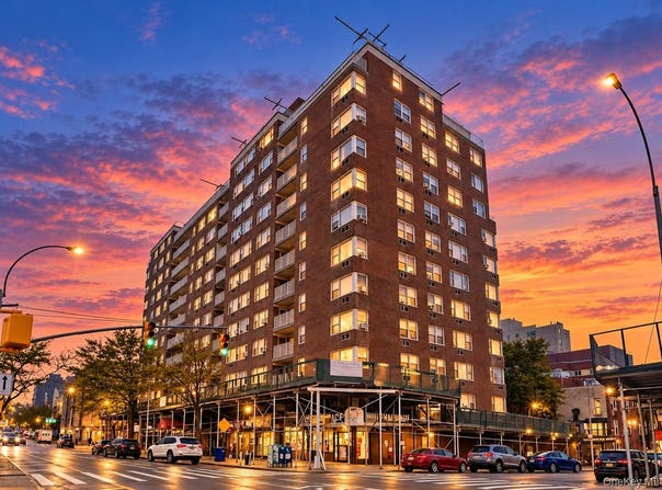 3131 Grand Concourse, Bronx, NY 10468