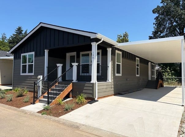 13640 S E Highway 212, Clackamas, OR 97015