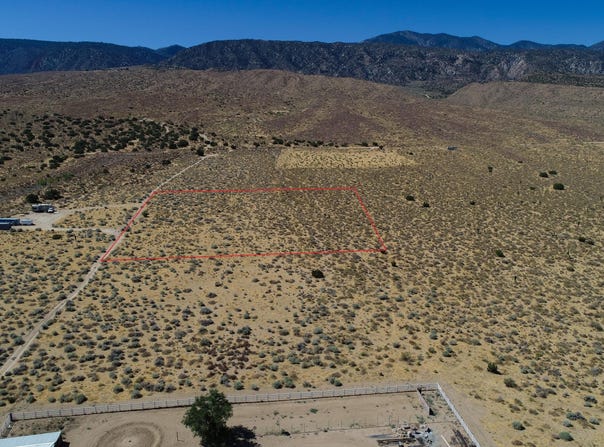 31400 227th Street E, Llano, CA 93544