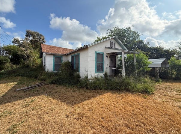 5124 Thomas Drive, Corpus Christi, TX 78407