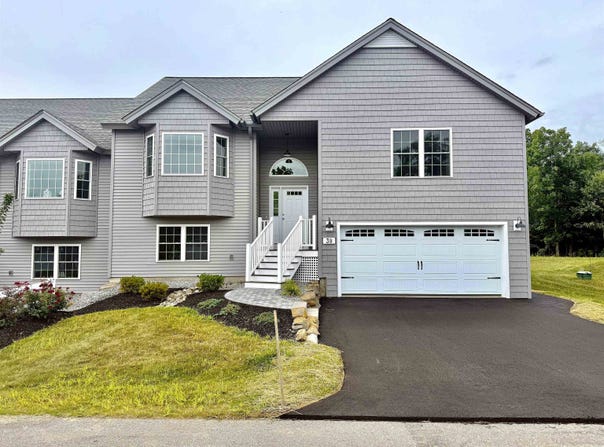 3B Connor Court, Epping, NH 03042